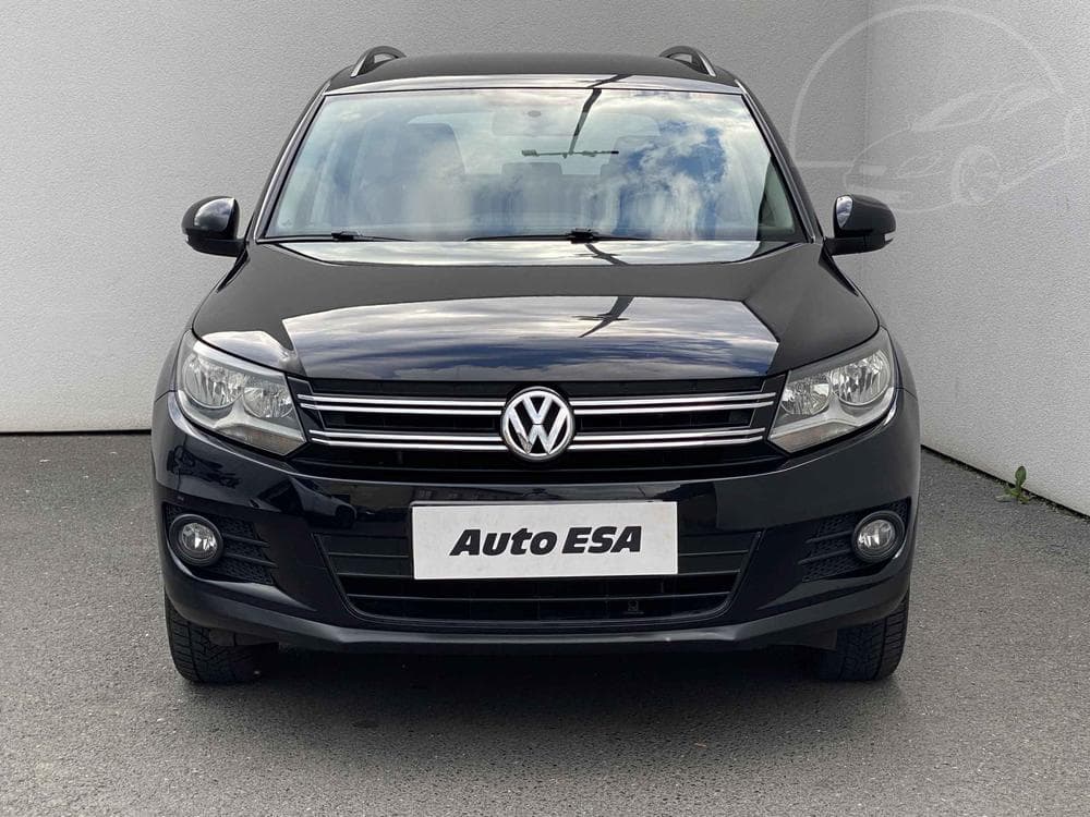 2011 Volkswagen TIGUAN - 2