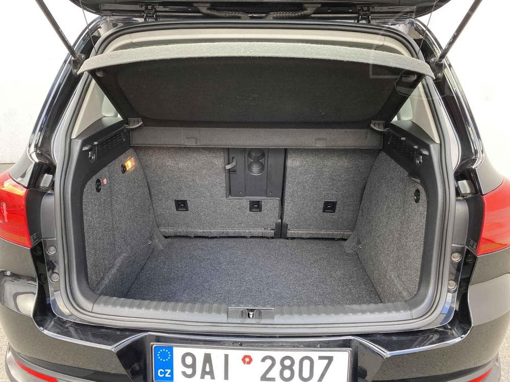 2011 Volkswagen TIGUAN - 7