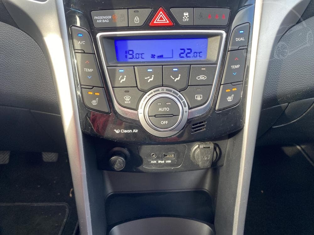 2012 Hyundai i30 - 15