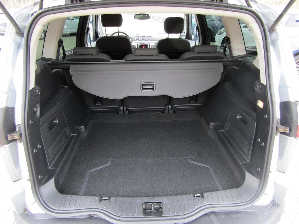 2010 Ford S-MAX - 7