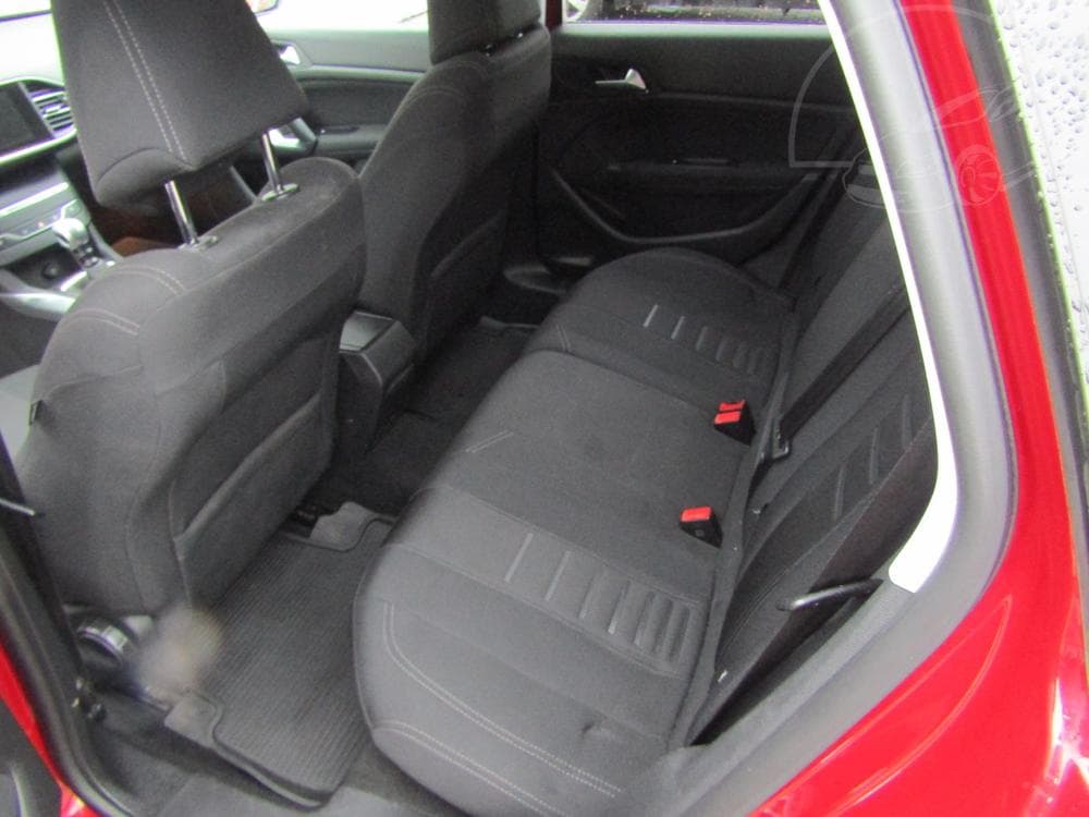 2014 Peugeot 308 - 10