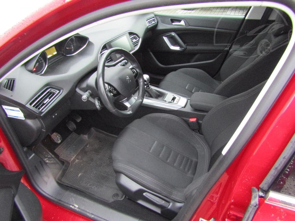 2014 Peugeot 308 - 9