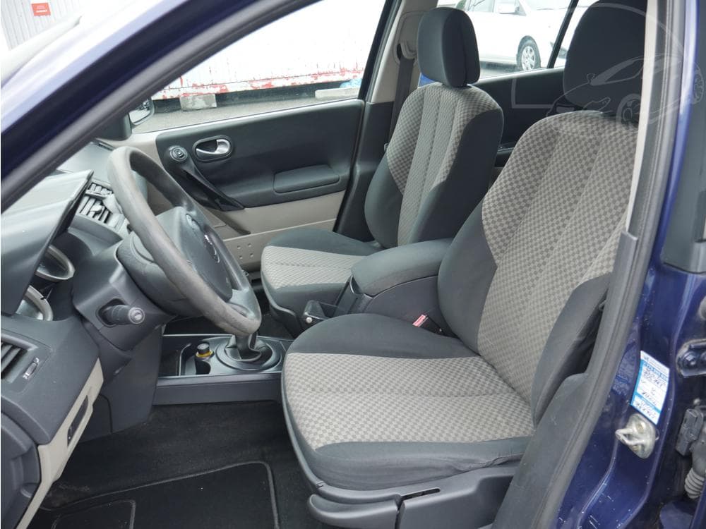 2004 Renault MEGANE - 17