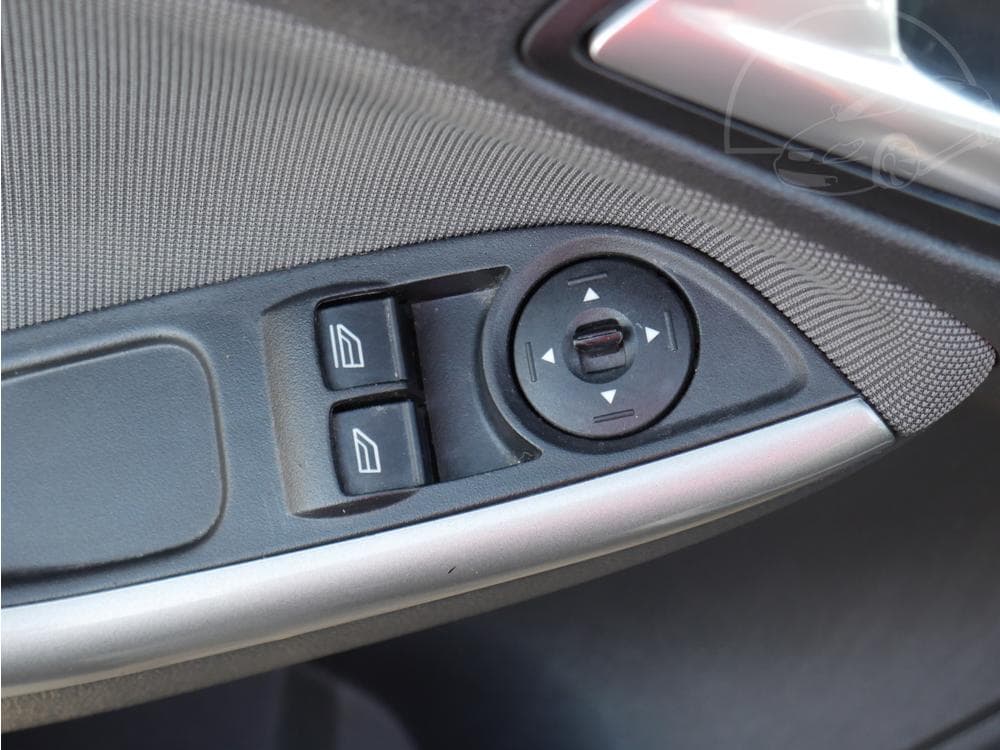 2012 Ford FOCUS - 11