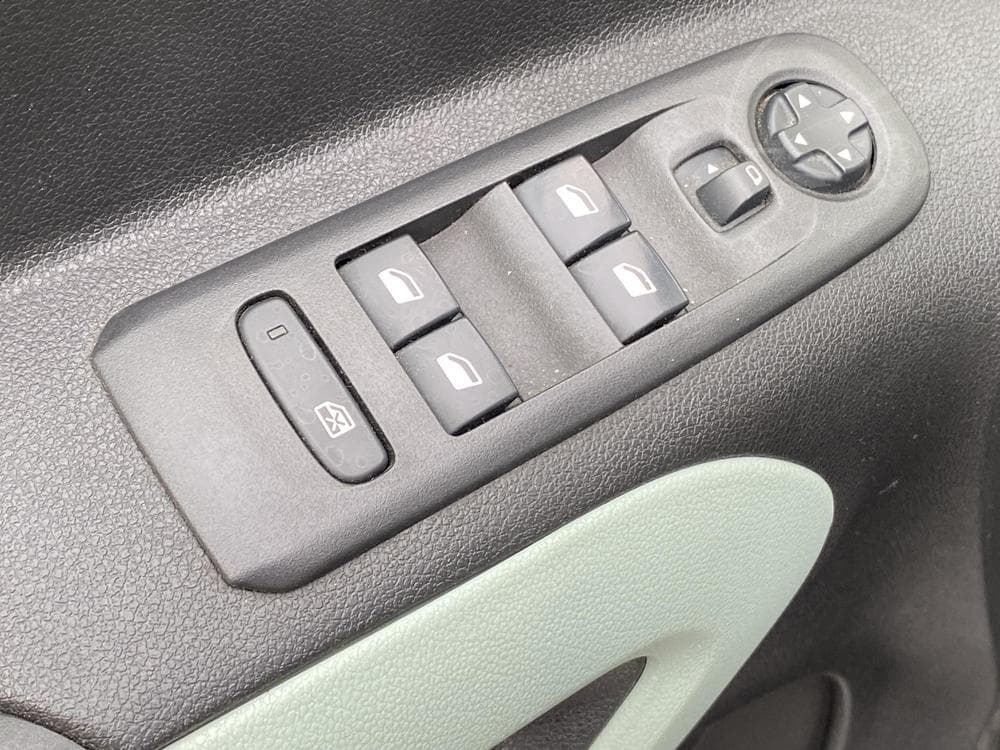 2019 Citroen BERLINGO - 31