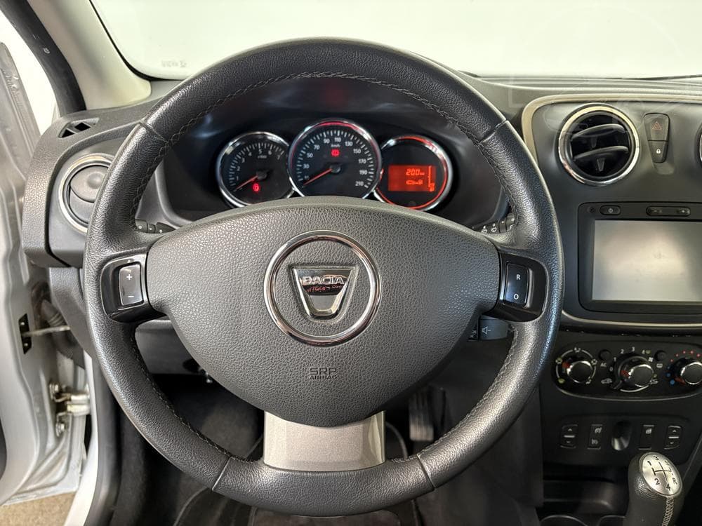 2013 Dacia LOGAN - 14