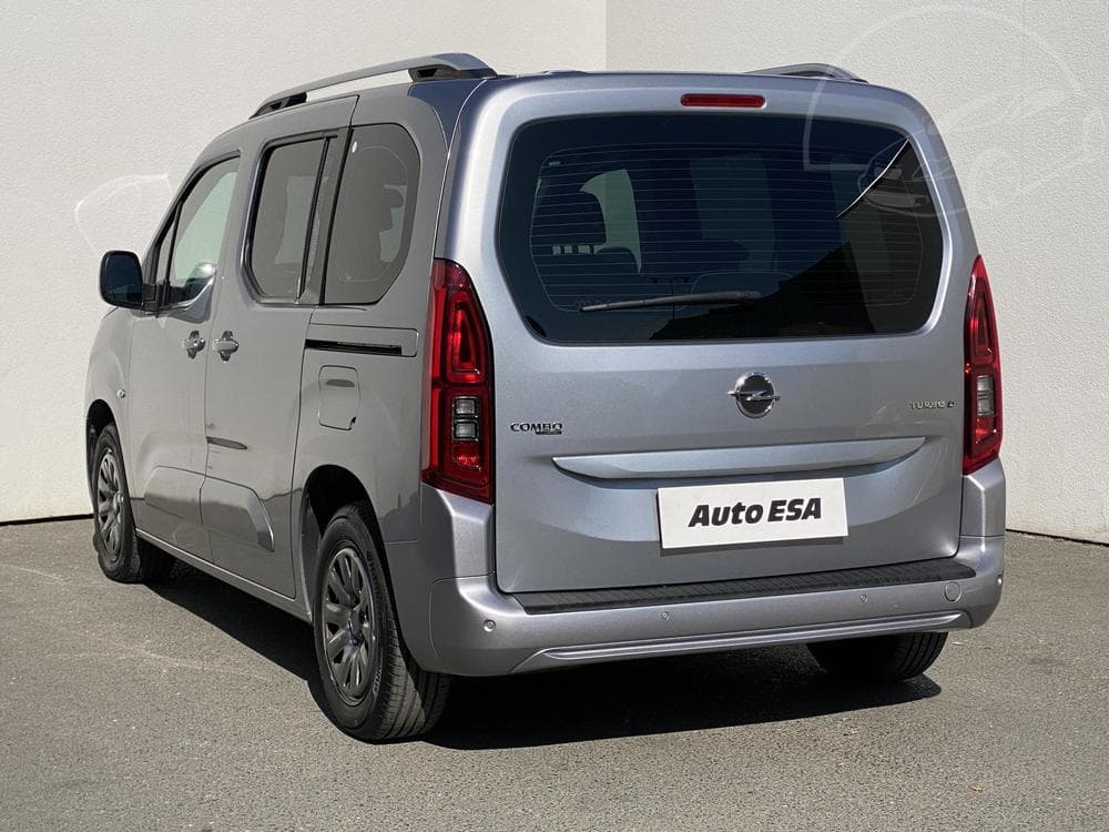 2018 Opel COMBO - 16
