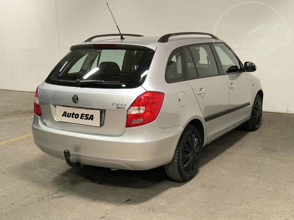 2010 Škoda FABIA - 6