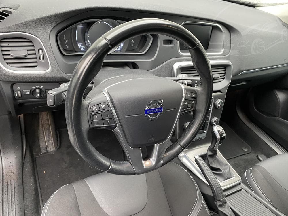 2014 Volvo V40 - 13