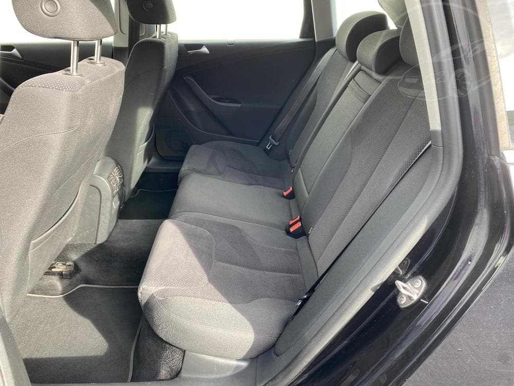 2009 Volkswagen PASSAT - 10