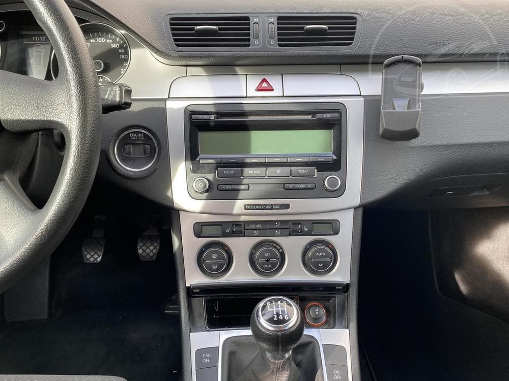 2009 Volkswagen PASSAT - 12