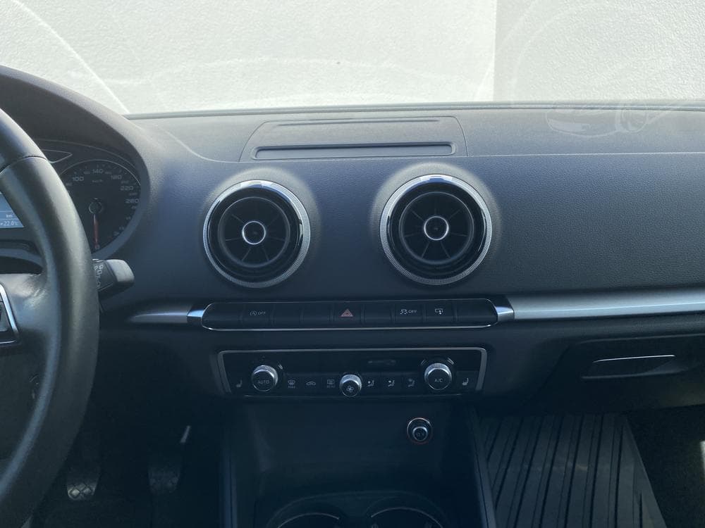 2016 Audi A3 - 12