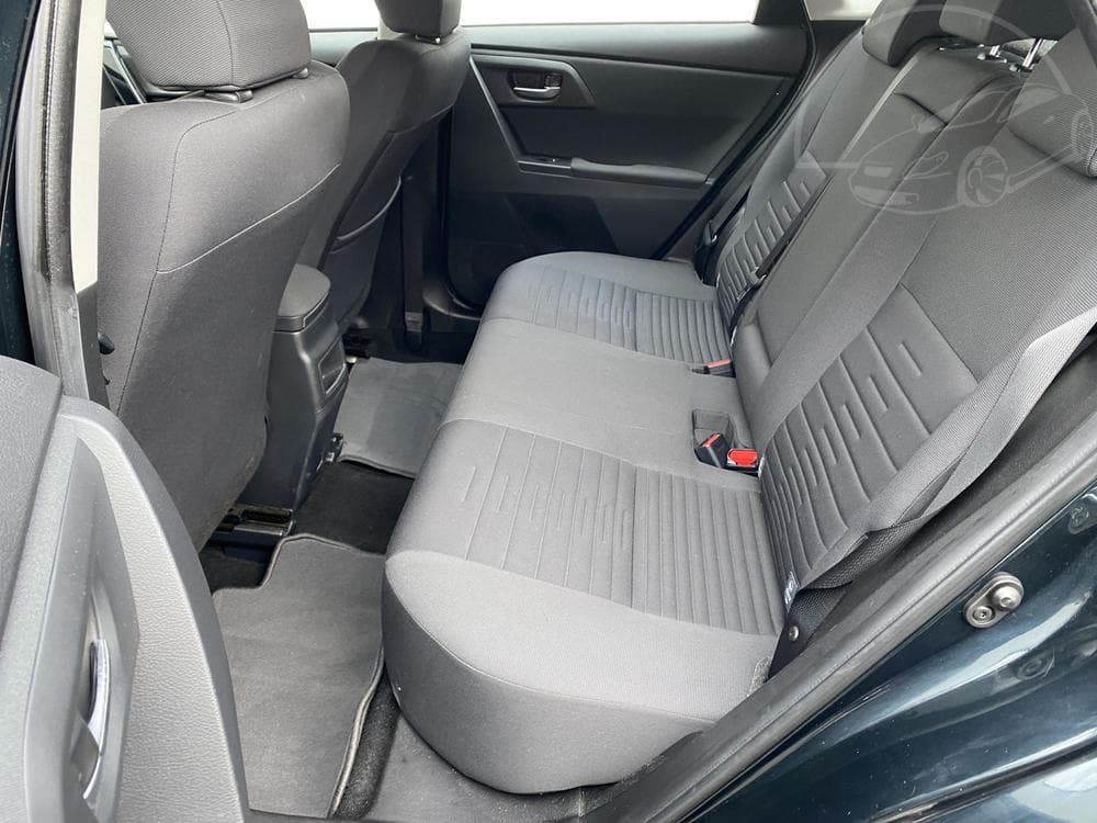 2015 Toyota AURIS - 10