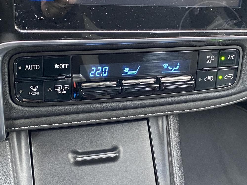 2015 Toyota AURIS - 15