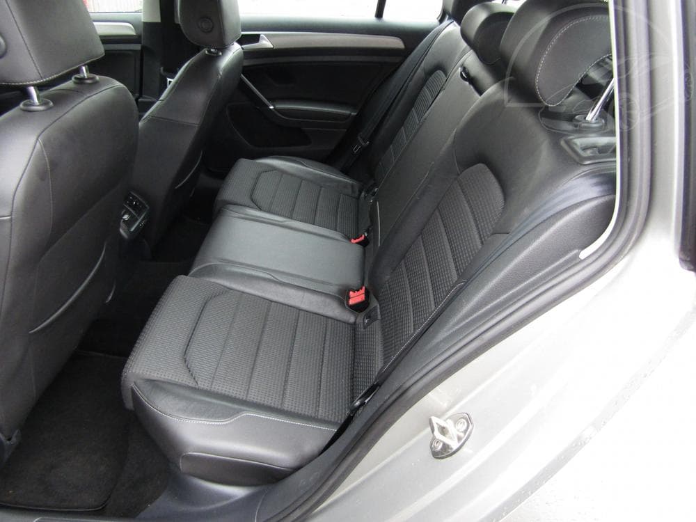 2015 Volkswagen GOLF - 19