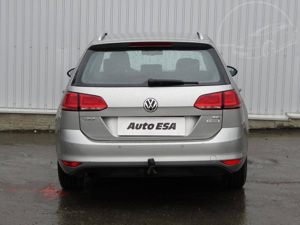 2015 Volkswagen GOLF - 9