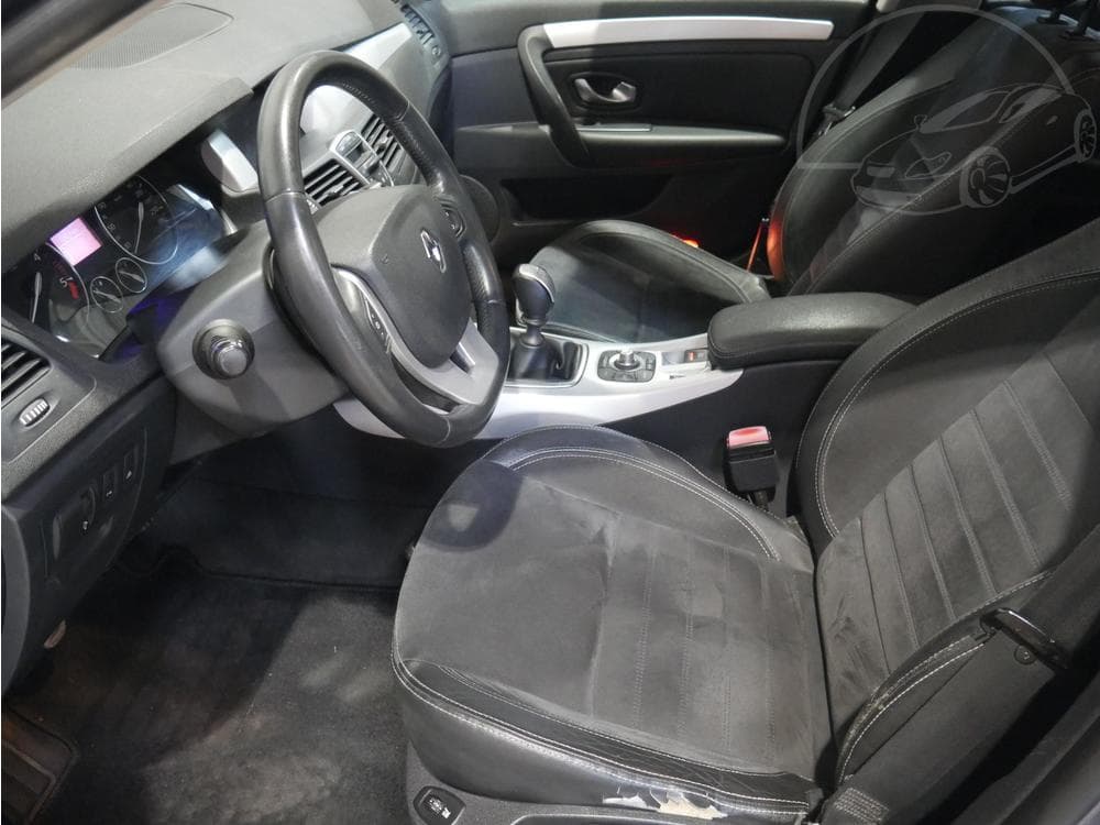 2008 Renault LAGUNA - 9