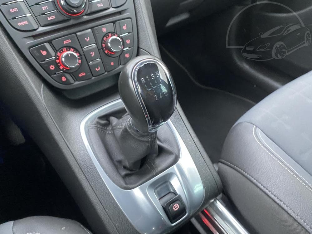 2015 Opel MERIVA - 16
