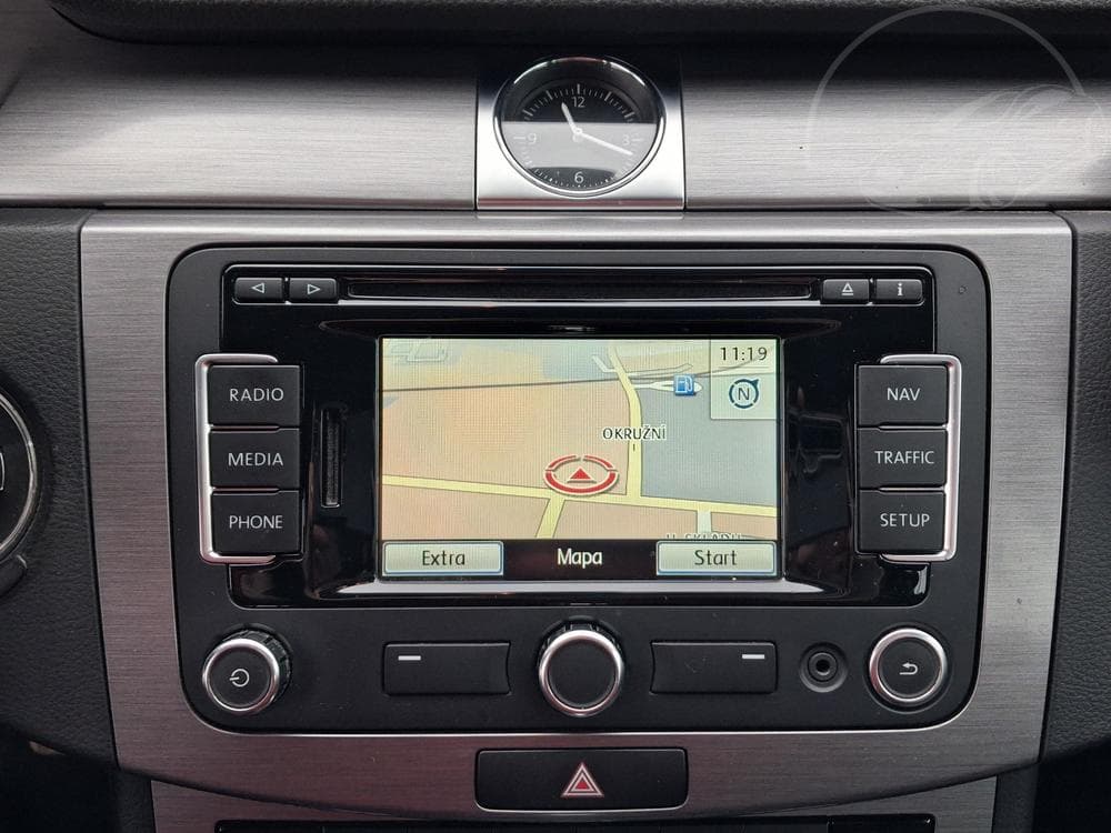 2012 Volkswagen PASSAT - 17