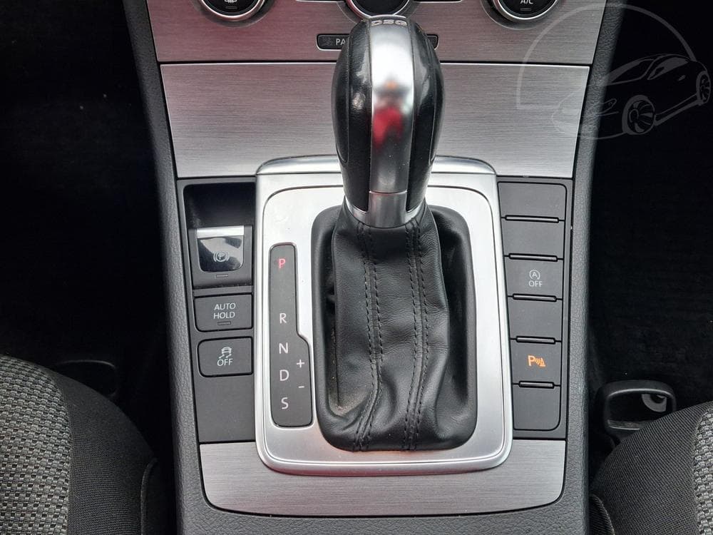 2012 Volkswagen PASSAT - 20