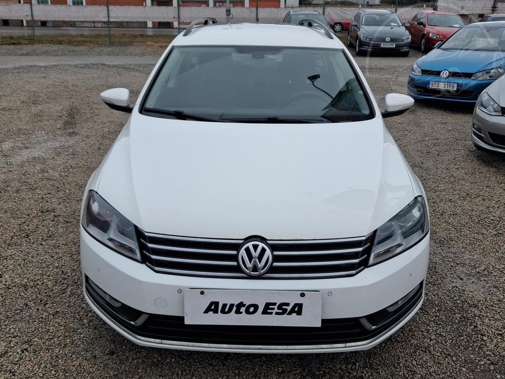 2012 Volkswagen PASSAT - 2