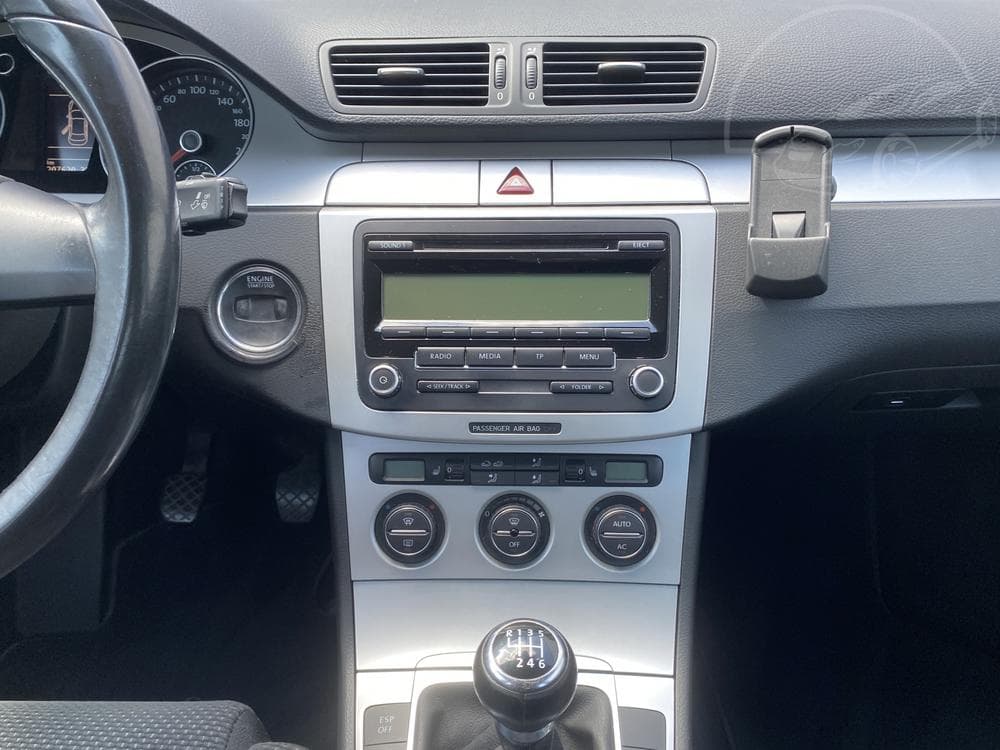2009 Volkswagen PASSAT - 12