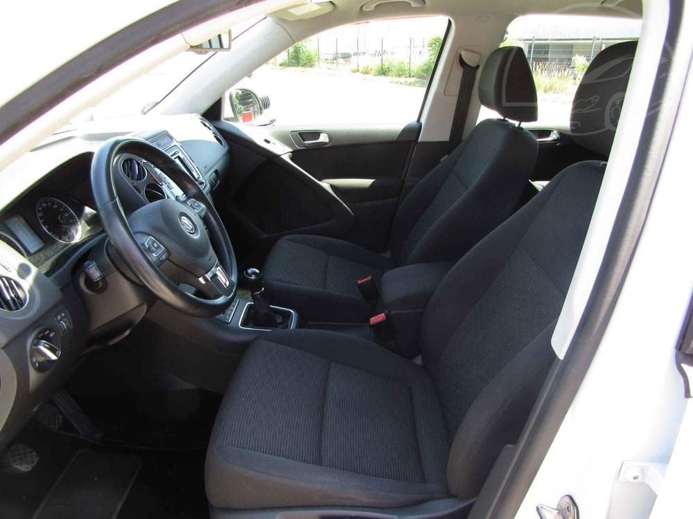 2014 Volkswagen TIGUAN - 9