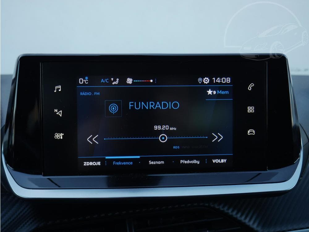 2021 Peugeot 2008 - 19