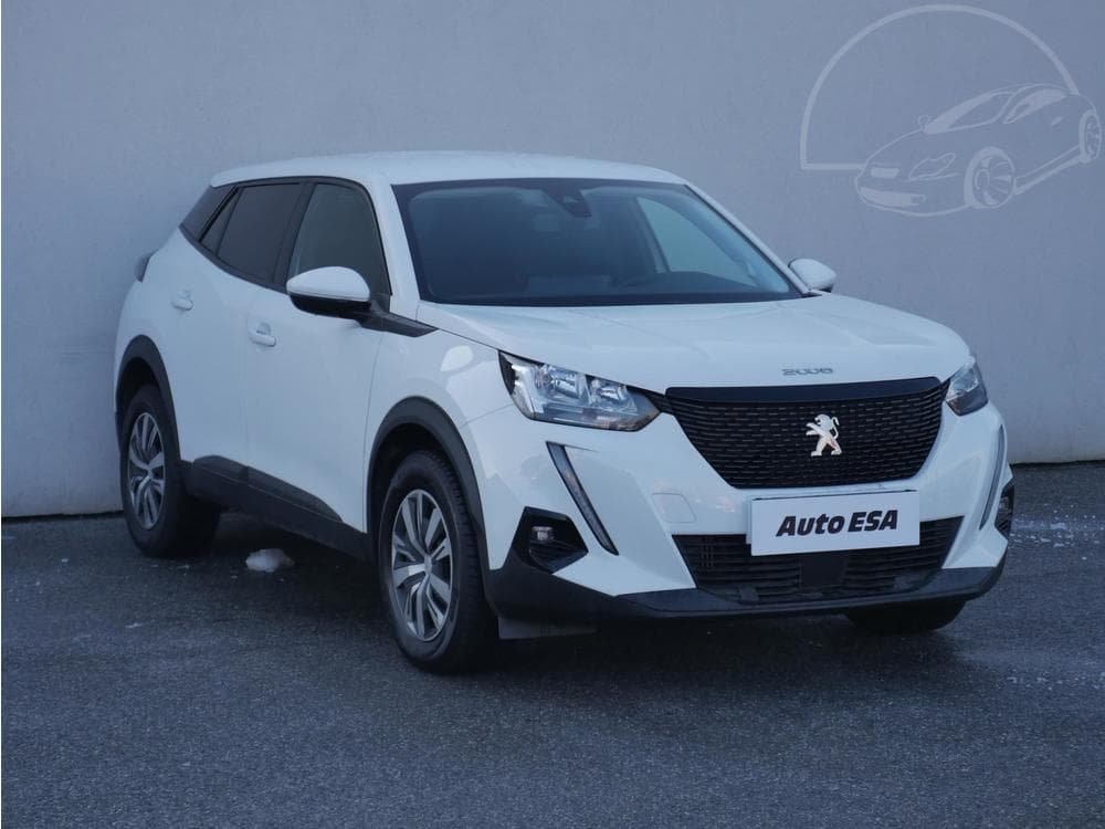 Peugeot 2008 1.2 PT 1.maj Serv.kniha, ČR