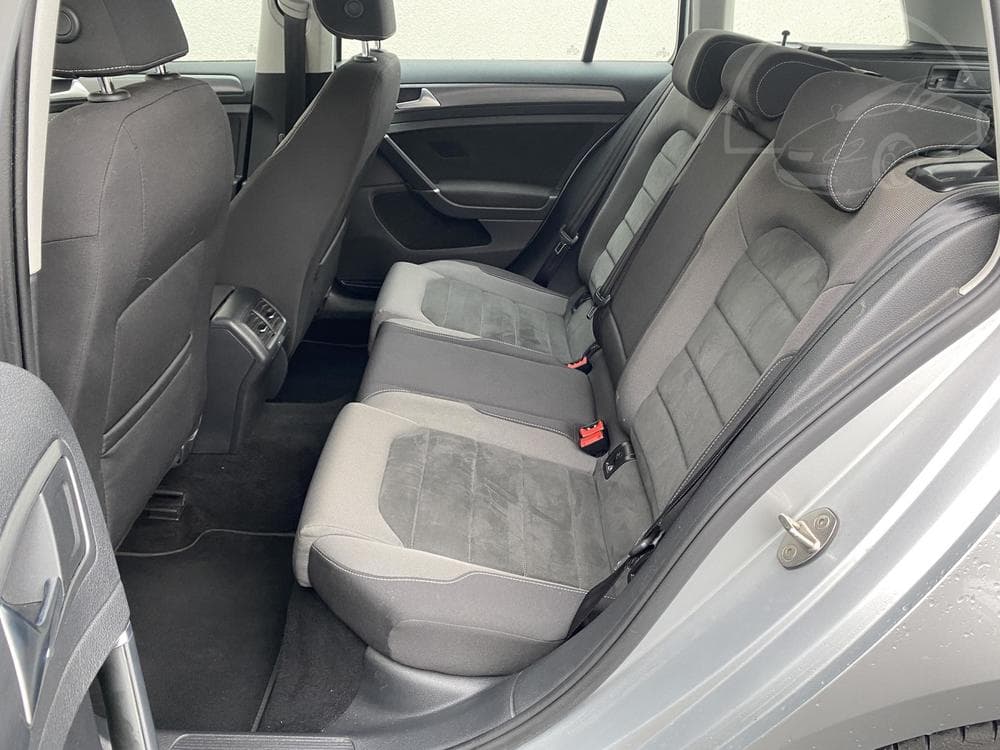 2018 Volkswagen Golf - 10