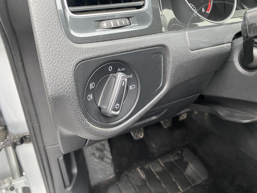 2018 Volkswagen Golf - 15