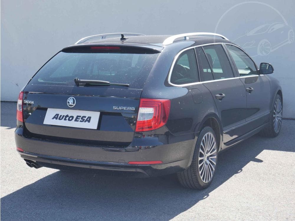 2014 Škoda SUPERB - 4