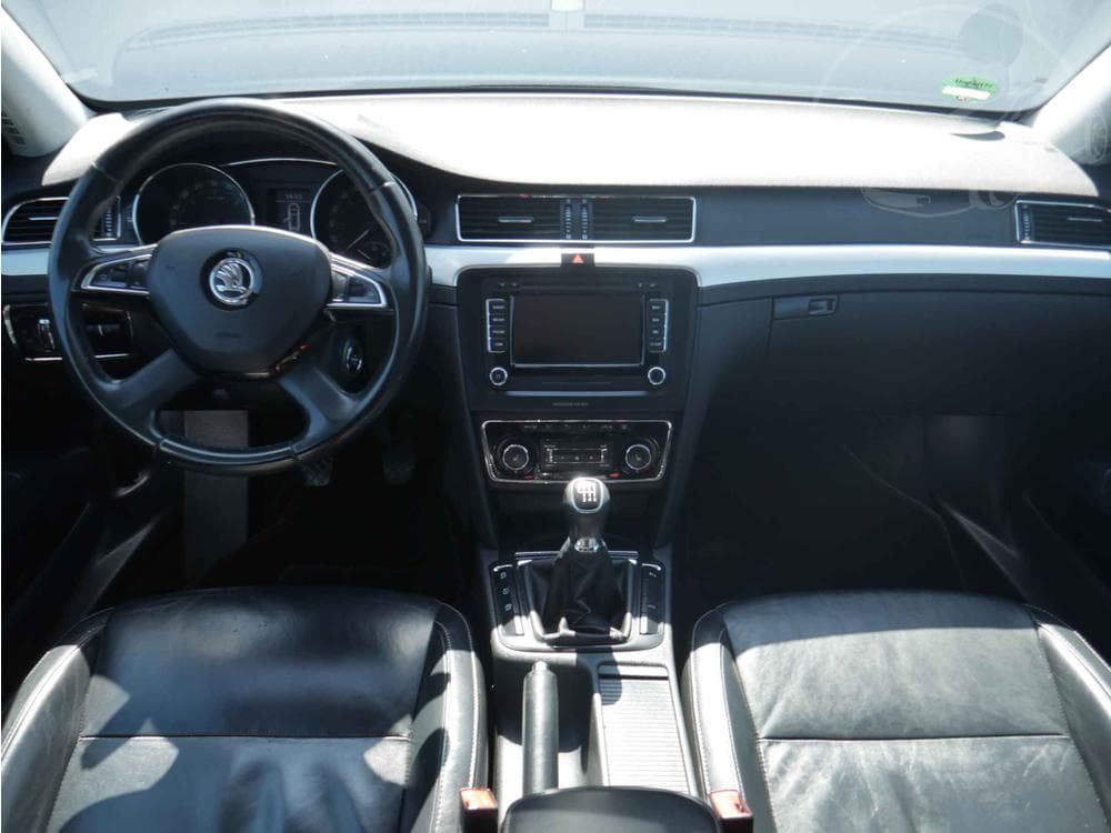 2014 Škoda SUPERB - 8