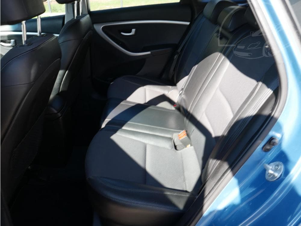 2013 Hyundai i30 - 10
