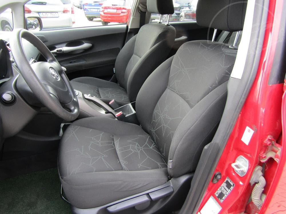 2009 Toyota AURIS - 9