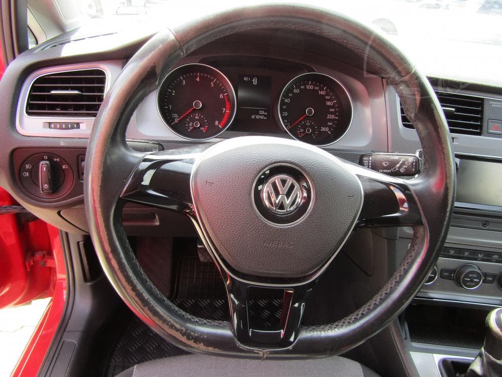 2014 Volkswagen GOLF - 11
