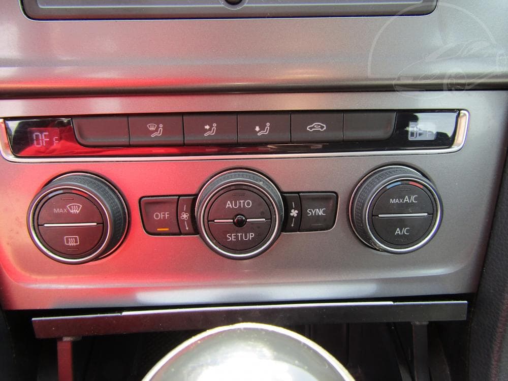 2014 Volkswagen GOLF - 15