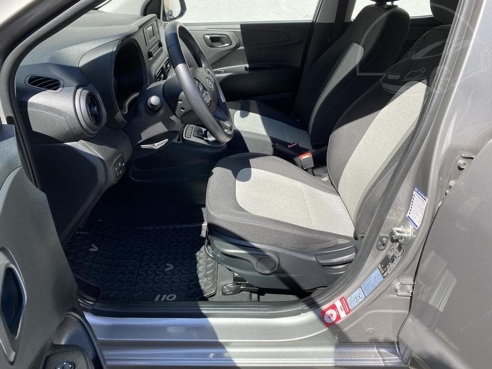2023 Hyundai i10 - 25