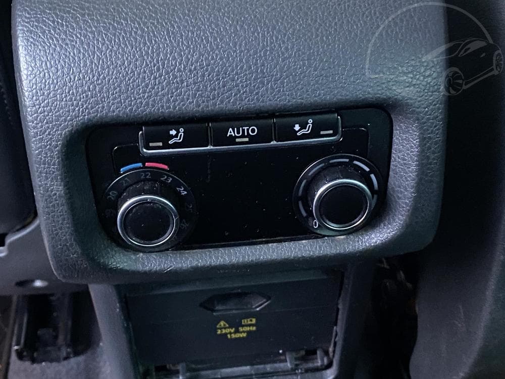 2011 Volkswagen Sharan - 12