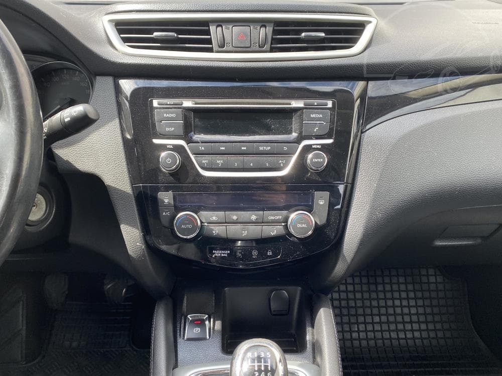 2017 Nissan QASHQAI - 34