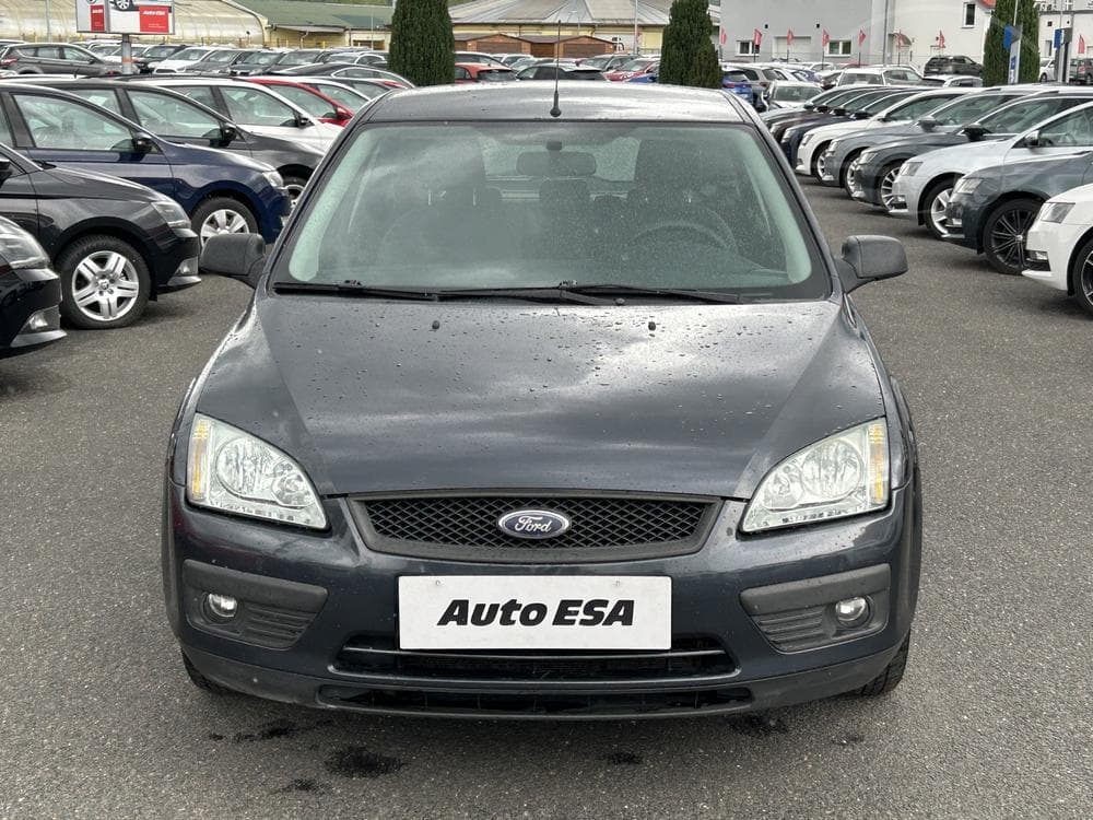 2005 Ford FOCUS - 4