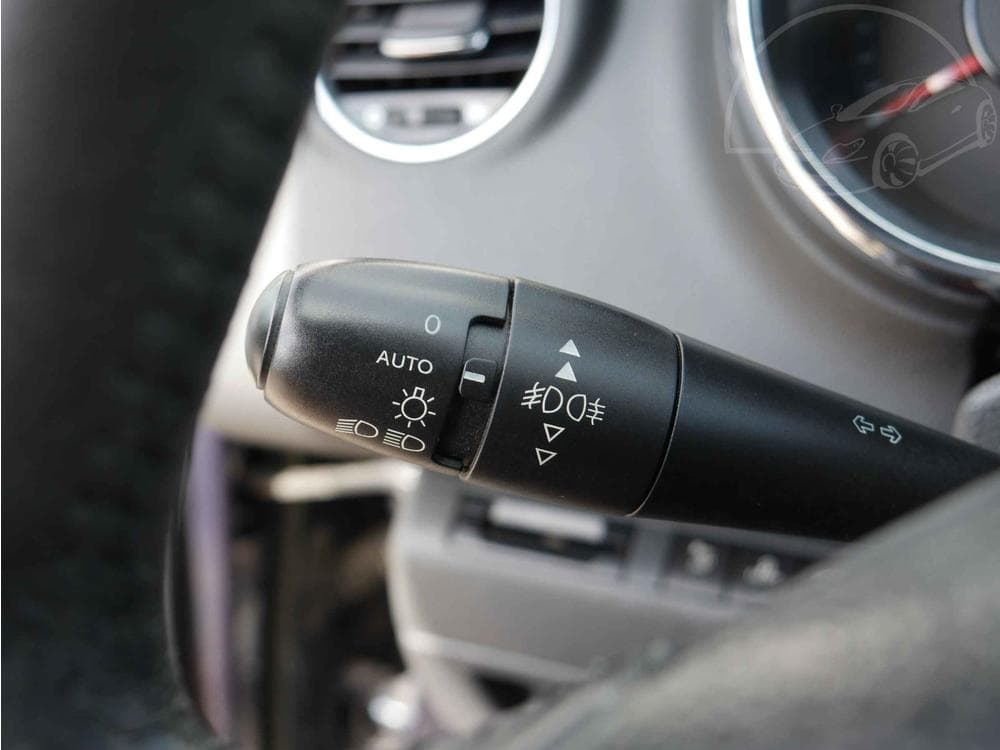 2012 Peugeot 5008 - 15