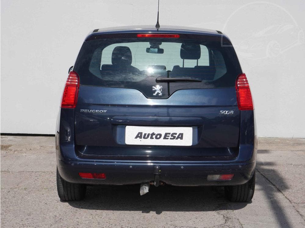 2012 Peugeot 5008 - 5