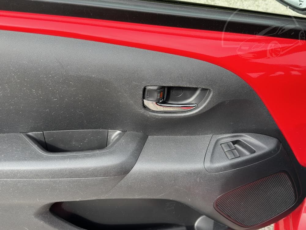 2014 Peugeot 108 - 11