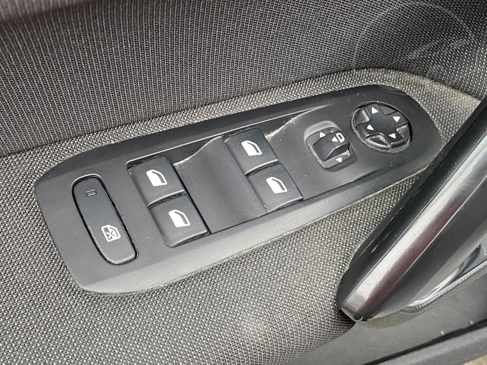 2017 Peugeot 308 - 51