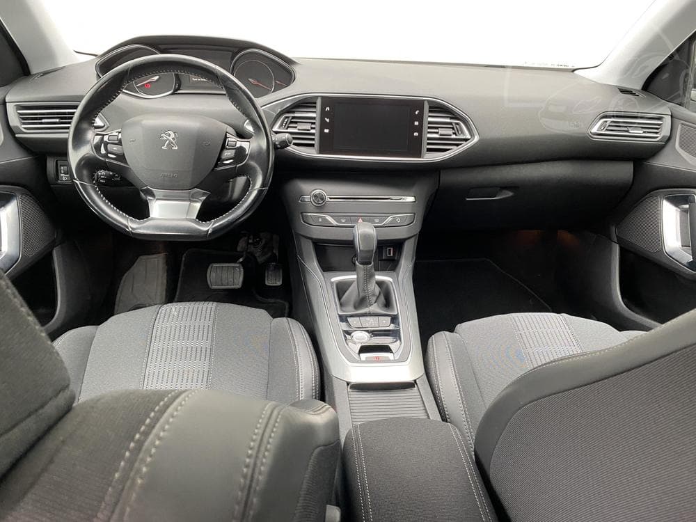 2017 Peugeot 308 - 36