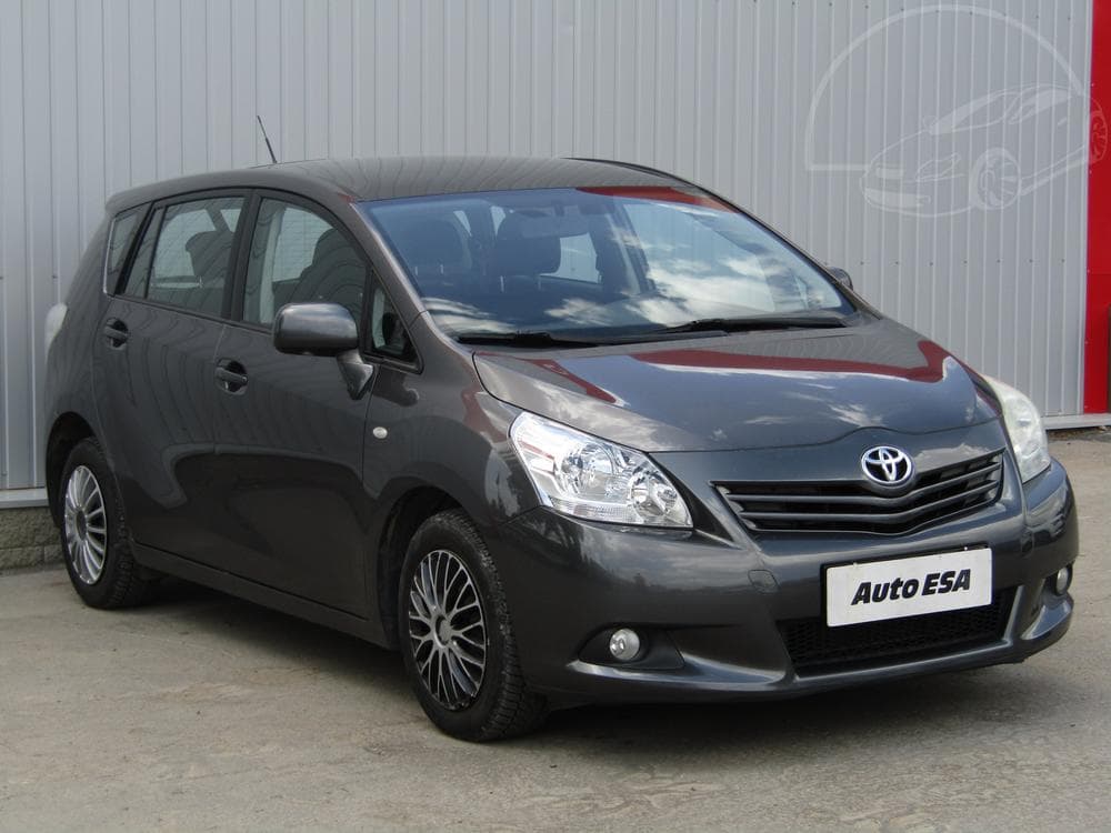 2012 Toyota VERSO