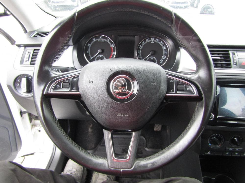 2017 Škoda RAPID - 35