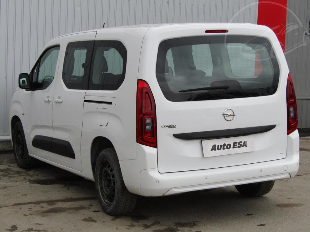 2020 Opel COMBO - 16