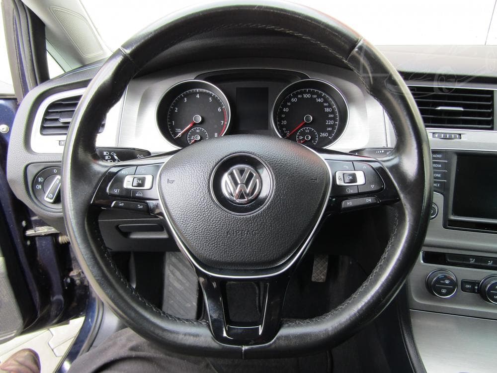2016 Volkswagen GOLF - 18
